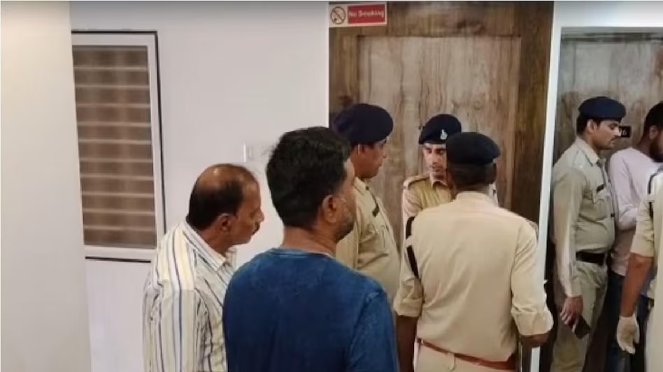 एक WhatsApp DP से खुला 50 लाख का राज़, नौकरानी ने की शर्मनाक हरकत