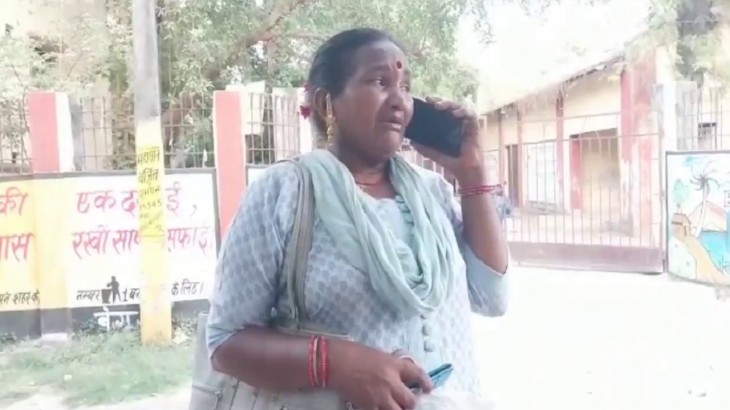 नाबालिग बेटी की बेबस मां