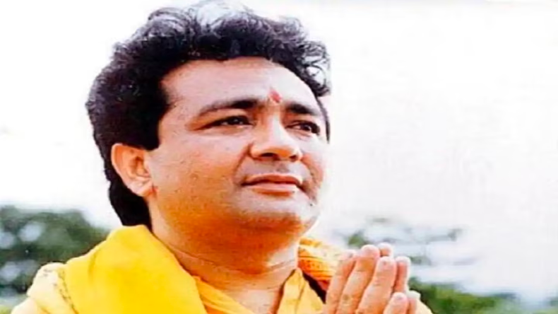 न कपूर, न खान, ये हैं बॉलीवुड के सबसे अमीर फैमिली के बेटे की नेटवर्थ जानकर रह जाएंगे दंग