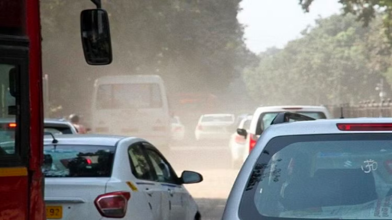 Weather Update Today: दिल्ली में बढ़ने वाली है ठंड! यूपी-पंजाब समेत इन राज्यों में होगी बारिश; जानें देशभर का मौसम अपडेट
