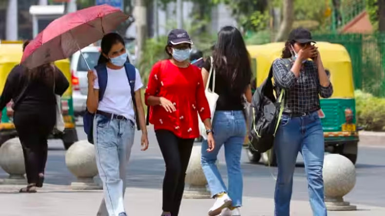 Weather: दिल्ली समेत उत्तर भारत में 3 दिन बरसात का अनुमान, मिलेगी भीषण गर्मी से राहत