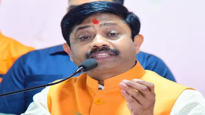 Uttar Pradesh: उत्तर प्रदेश की रहस्यमयी जगह जहां नदी में पत्ते डूबते हैं, तैरते हैं फल, जानें कहां है मौजूद