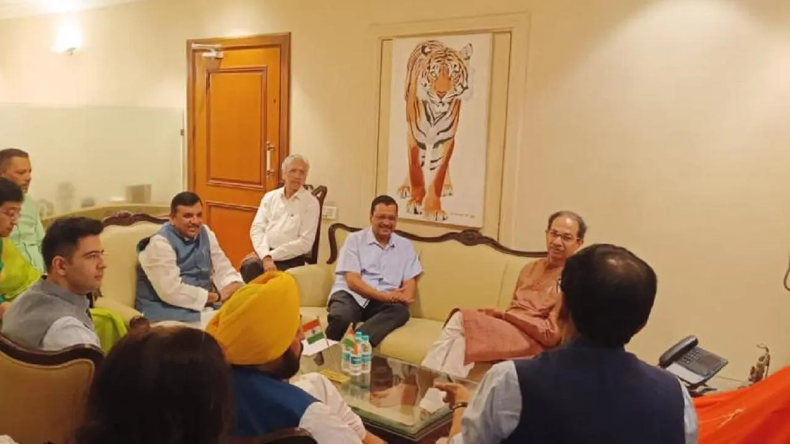 दिल्ली: महाराष्ट्र के CM और डिप्टी सीएम ने रविवार रात गृहमंत्री अमित शाह से की मुलाकात