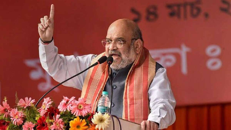 कर्नाटक चुनाव: ‘सावधानी बरतें’ बहस के गिरते स्तर पर चुनाव आयोग की दलों को चेतावनी