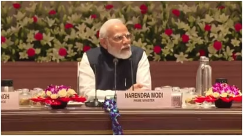 ममता के नीति आयोग की बैठक का बहिष्कार करने पर भड़के लोग
