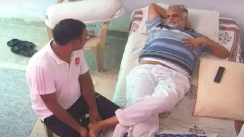 Arvind Kejriwal: डॉक्टर ने बताया स्वस्थ हैं अरविंद केजरीवाल लेकिन दो इनसुलिन लेनी होगी रोज