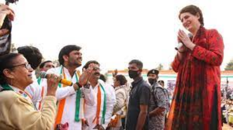 मुख्यमंत्री शिवराज सिंह ने कांग्रेस पर साधा निशाना,कहा-क्या प्रियंका गांधी दिग्विजय सिंह के बयान का समर्थन करती हैं?
