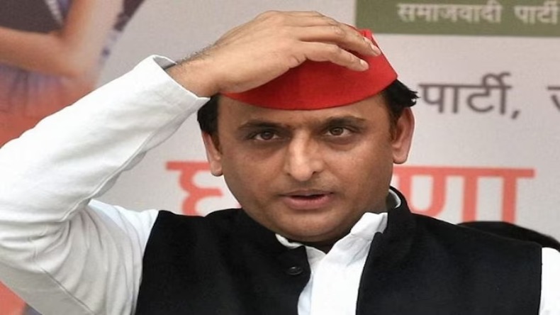 मैं तीन साल योगी जी के संपर्क में… शिवपाल के इस बयान पर भतीजे अखिलेश का भड़कना तय