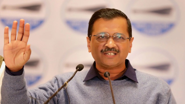 40 दिन बाद तिहाड़ जेल से रिहा हुए अरविंद केजरीवाल, पत्नी-बेटी के साथ घर के लिए रवाना