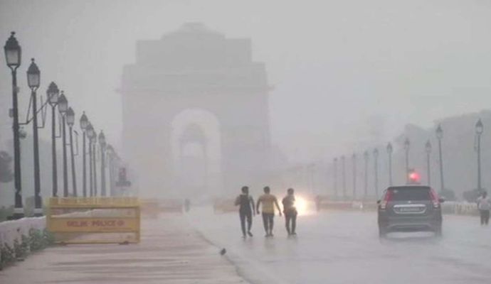 Delhi Weather: कल बारिश ने दी गर्मी से राहत, आज भी बूंदाबांदी के आसार