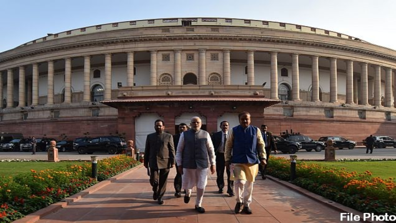 शनि की चाल में हो रहा है बदलाव, इन 5 राशियों को होगा लाभ, ये उपाय करने से हर मनोकामना होगी पूरी