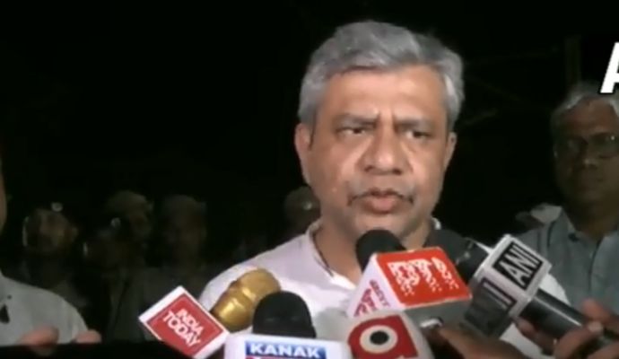 ओडिशा के बालासोर में फिर हादसा, मालगाड़ी के डिब्बे में लगी आग