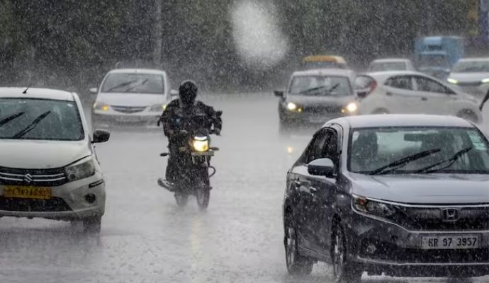 Uttarakhand Weather Forecast: उत्तराखंड के सभी 13 जिलों में बारिश का येलो अलर्ट जारी