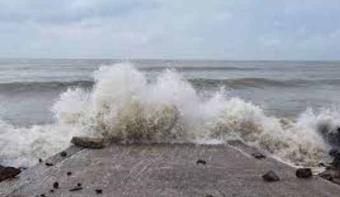 Uttarakhand Weather Forecast: उत्तराखंड के सभी 13 जिलों में बारिश का येलो अलर्ट जारी