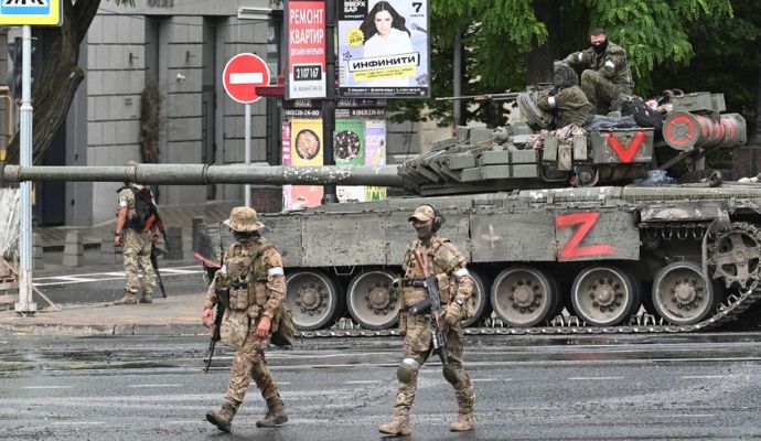 सीरिया में Russia का हवाई हमला, 2 बच्चों समेत 13 लोगों की मौत