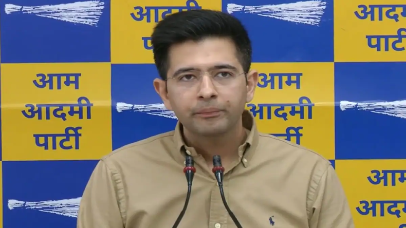 क्रिकेटर युवराज और हरभजन के खिलाफ शिकायत दर्ज, दिव्यांगों का उड़ाया मज़ाक