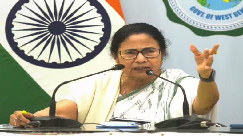 BJP VS TMC: चुनाव आयोग के चौखट पर टीएमसी, सीएम ममता पर विवादित टिप्पणी का है मामला