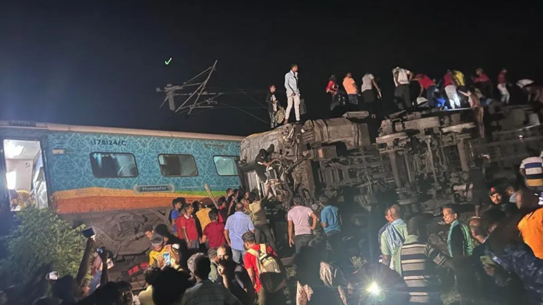 आखिर किस वजह से टकरा जाती हैं ट्रेन, जानें कोरोमंडल हादसे की वजह