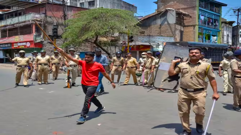 नवरात्रि के दूसरे दिन झंडेवालान माता मंदिर में भव्य आरती, महाराष्ट्र के कोल्हापुर से चुनाव प्रचार की शुरुआत करेंगे राहुल गांधी