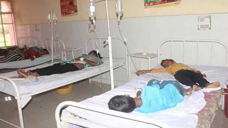 Mirzapur Accident: मिर्जापुर में भीषण सड़क हादसा, शादी से लौट रहे कार सवार चार लोगों की मौत