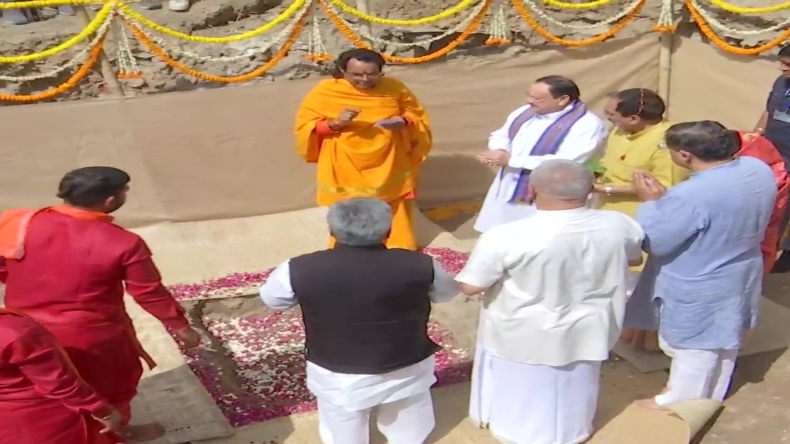 हिमाचल प्रदेश में गरजे जेपी नड्डा, कहा- कुर्सी के लिए कुछ भी करने को तैयार है कांग्रेस