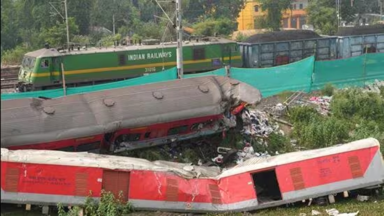 Balasore Train Accident: बालासोर रेल हादसे में एक्शन! दक्षिण पूर्व रेलवे की हटाई गईं जनरल मैनेजर