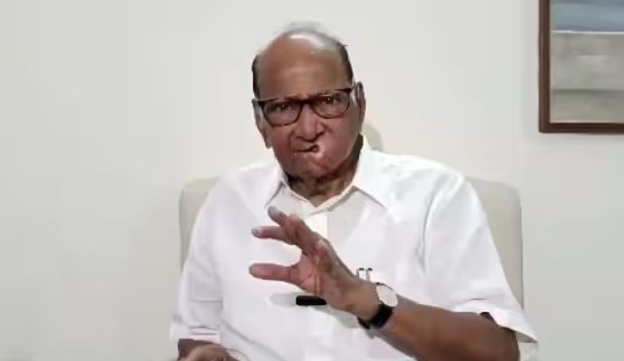 NCP vs NCP: चुनाव आयोग में अजित पवार गुट बोला- 42 विधायक और 2 सांसद हमारे साथ, शरद खेमे ने बताया फर्जी दावा