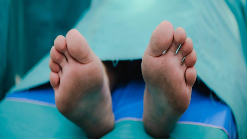 Khabar Jara Hat ke: ये रेलवे स्टेशनो के नाम सुन कर आपकी हंसी छूट जाएगी