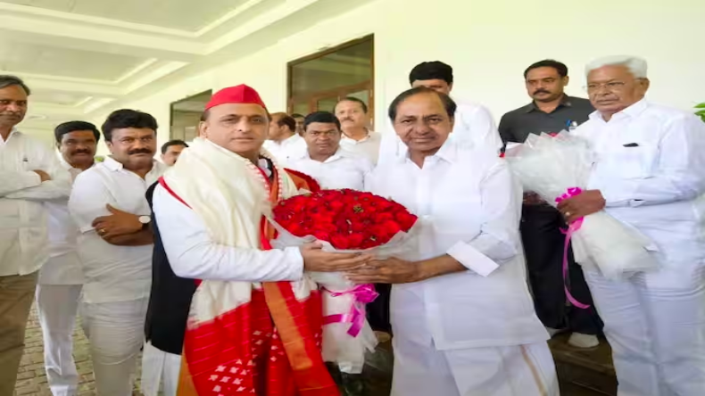 Telangana Assembly Election 2023: हम हैदराबाद को भाग्यनगर बनाने आए हैं, तेलंगाना में गरजे सीएम योगी