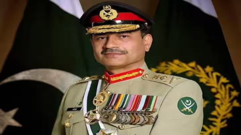 76000 अरब के कर्ज में डूबा पाकिस्तान, लेकिन फिर मिल गई 544 मिलियन डॉलर की भीख, आखिर कंगाल Pak पर कौन है इतना मेहरबान?