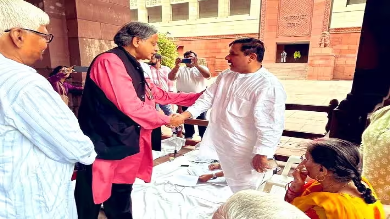 बीजेपी की 300 सीट आ जाती तो अब तक… संजय सिंह का मोदी सरकार को लेकर बड़ा दावा