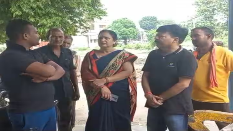 बद्रीनाथ जा रहा श्रद्धालुओं से भरा टेंपो ट्रैवलर खाई में गिरा, 10  लोगों की गई जान