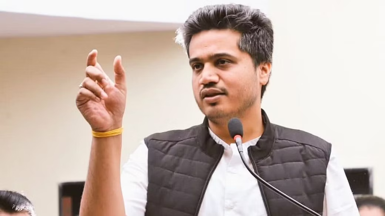 गुजरात से आई थी EVM, इसी वजह से जीती बीजेपी… महाराष्ट्र के इस नेता का बड़ा दावा