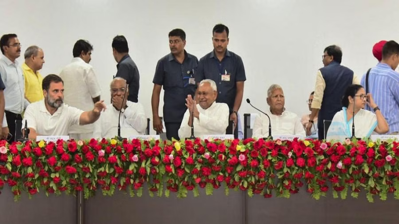 हम चाहते हैं कि नीतीश प्रधानमंत्री बनें, लेकिन… बिहार के मंत्री अशोक चौधरी का बड़ा बयान