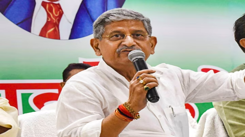 बिहार: लालू की पार्टी को तगड़ा झटका, कई नेता जदयू में हुए शामिल