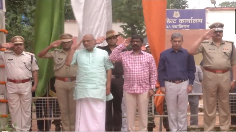 झारखंड: श्रृंगार स्टोर में आग लगने से चार साल की बच्ची समेत एक ही परिवार के तीन लोगों की मौत