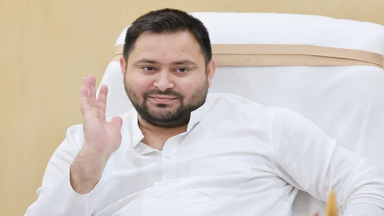 NDA अब निरर्थक है…. AIADMK-भाजपा की टूट पर बोले तेजस्वी