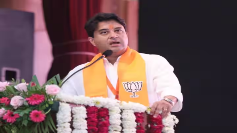 MP Election 2023: एमपी में यूरिया संकट पर प्रियंका गांधी ने PM मोदी को घेरा, जानें क्या कहा?