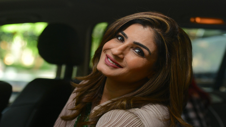 Raveena Tandon: रवीना टंडन ने फ़िल्मी दुनिया के काले राज से उठाया पर्दा, बताया राजनीति का खेल