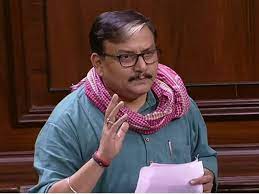 RJD Reaction: नरेंद्र मोदी के पैर छूने पर सीएम नीतीश पर भड़की आरजेडी, बोली-बिहारवासियों को दुख हुआ