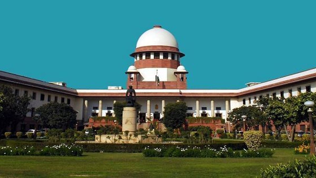 सोनू सूद ने थूक लगी रोटी को बताया शबरी के बेर, कंगना रनौत भड़की