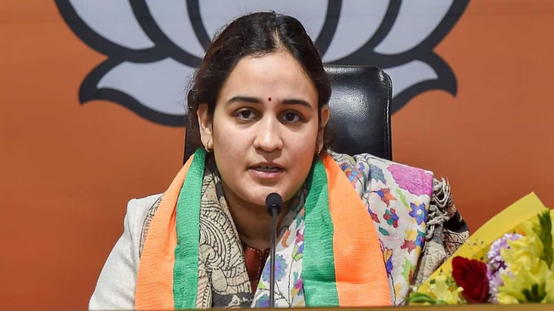 महिला आरक्षण बिल: BJP मुख्यालय में बोले पीएम मोदी, करोड़ों लोगों ने दिया हमें इतिहास रचने का मौका
