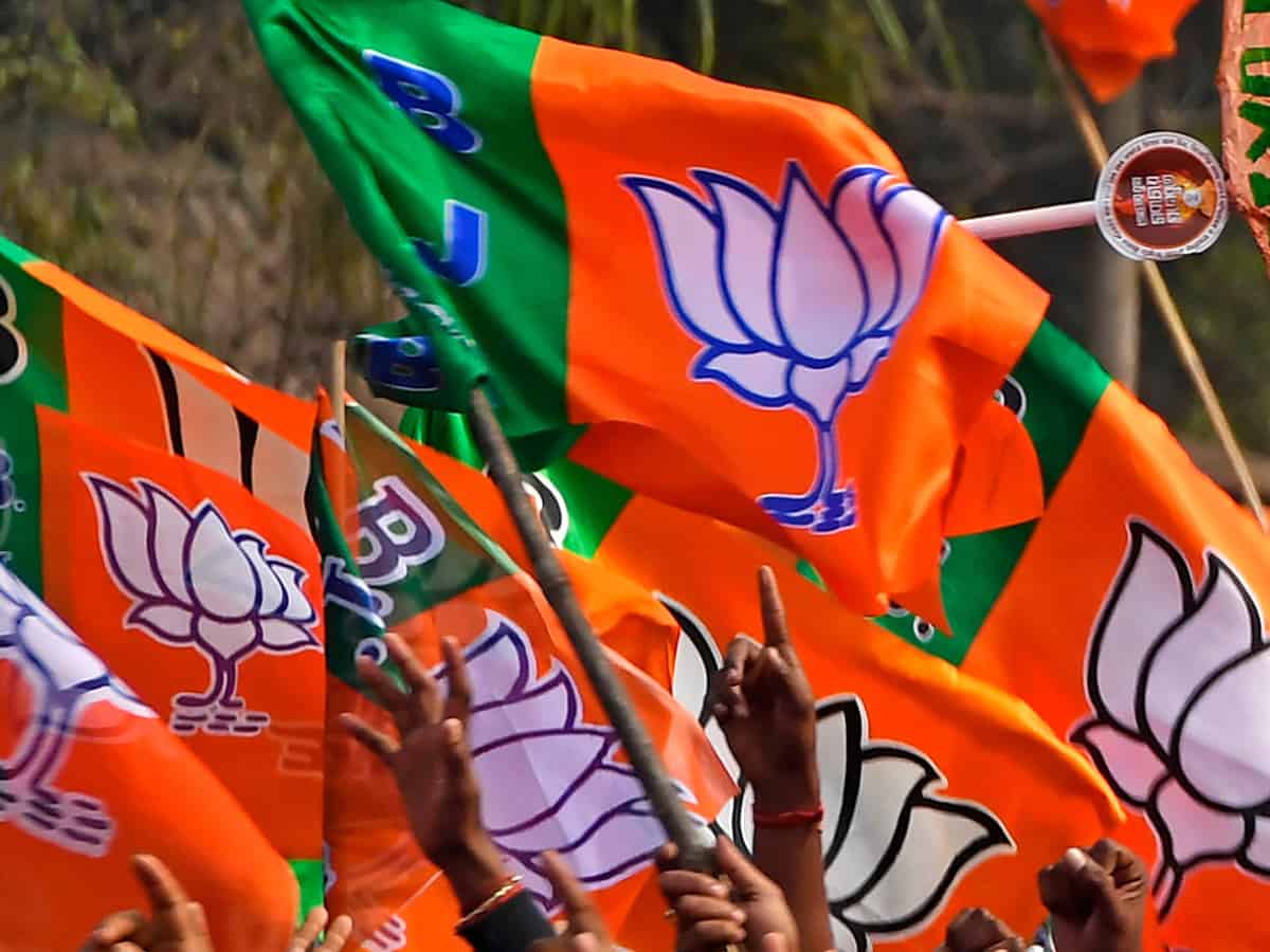 भाजपा के पर्यवेक्षक पहुंचे भोपाल, शिवराज को सीएम बनाने के लिए हो रहा अनुष्ठान