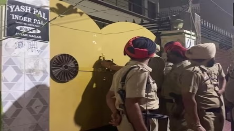 पंजाब में शिवसेना नेता पर निहंग सिखों ने तलवार से किया हमला, पुलिस ने हमलावरों को 6 घंटे में दबोचा
