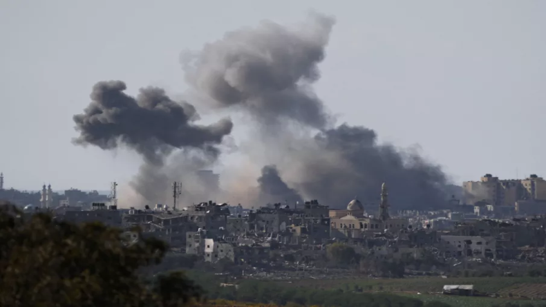 Israel-Hamas Conflict : Netanyahu ईरान पर बरसाते रहे बम, इधर हमास ने कर दिया बड़ा खेला…गाजा में जमकर बहा इजरायली सैनिकों का खून