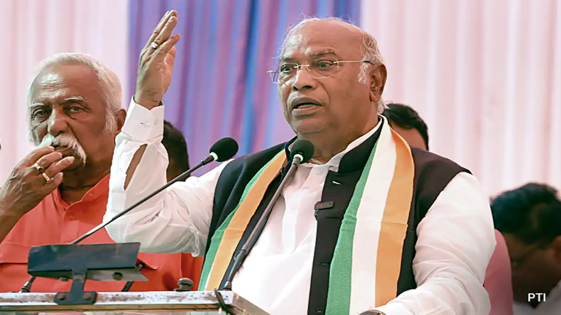 पंजाब के CM भगवंत मान के घर EC की रेड, ली जा रही तलाशी