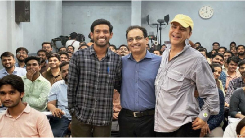 एक्टर अपने बुरे वक्त को याद कर हुए भावुक, कहा होटल में बर्तन तक धोने पड़े
