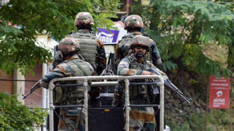 Rajouri Encounter: राजौरी एनकाउंटर में 2 कैप्टन समेत 4 जवान शहीद, मेजर घायल