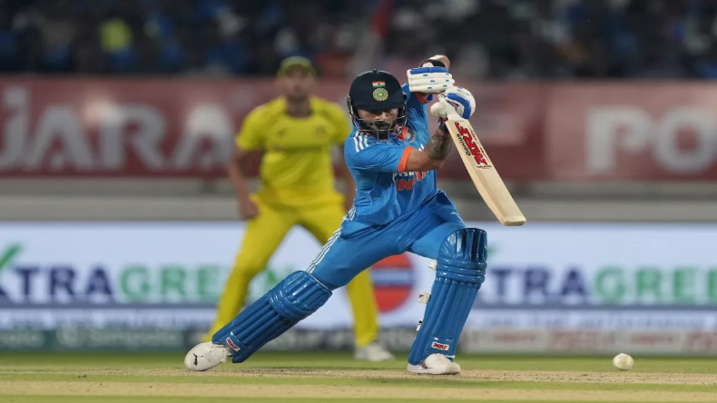 Modi on World Cup: टीम इंडिया की हार के बाद सांत्वना देने पहुंचे पीएम मोदी, लगाया गले…