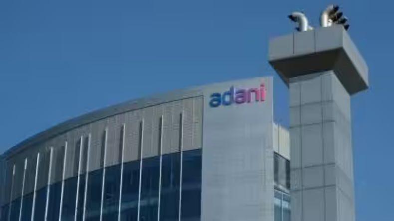 Adani enterprises को सेबी से मिले 2 कारण बताओ नोटिस, हिंडनबर्ग विवाद से जुड़ा है मामला